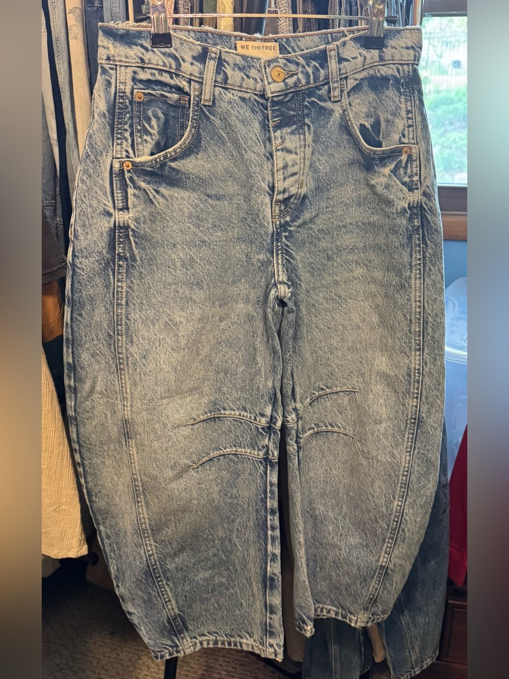 NWOT Free People We The Free Good Luck Mid-Rise Barrel Jeans light beam - 25S IR - Picture 11 of 17